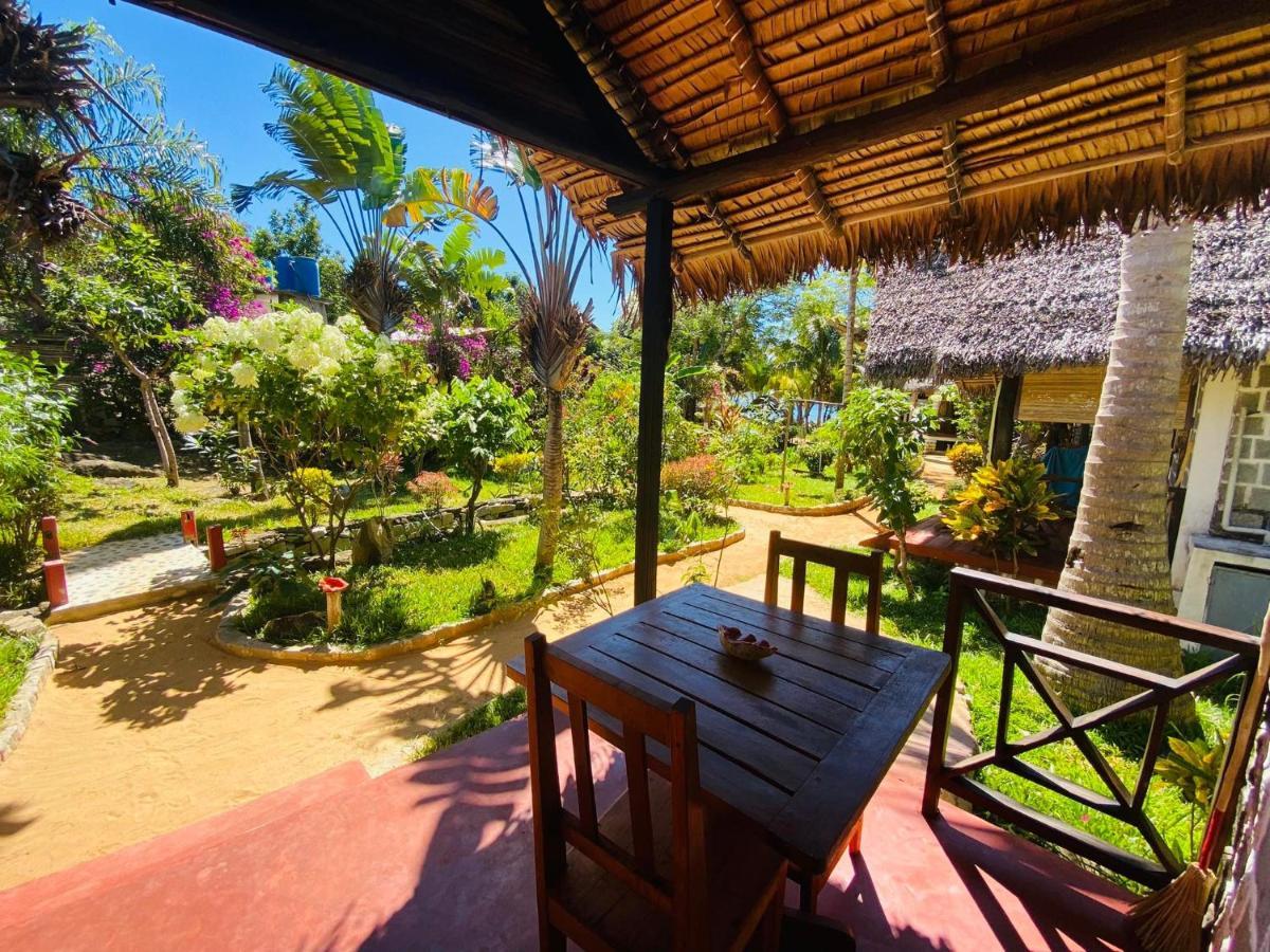 Ampangorinana Tamarin Lodge מראה חיצוני תמונה